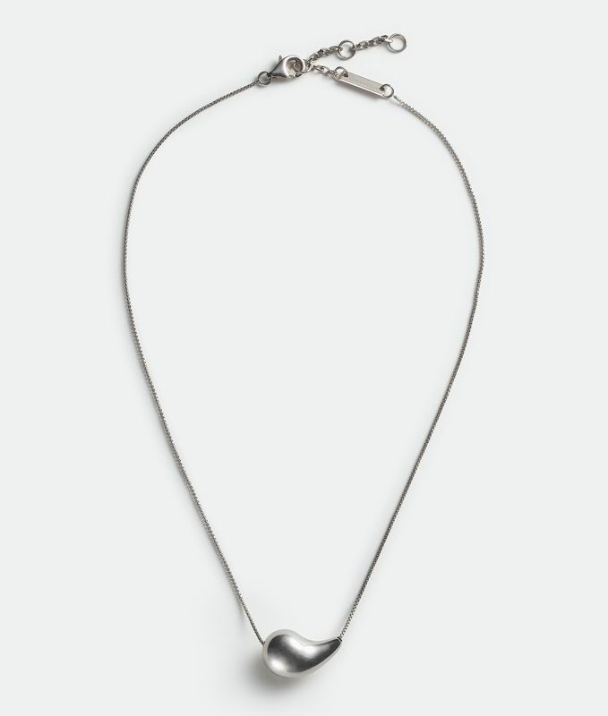 BV Necklace 01lyx12